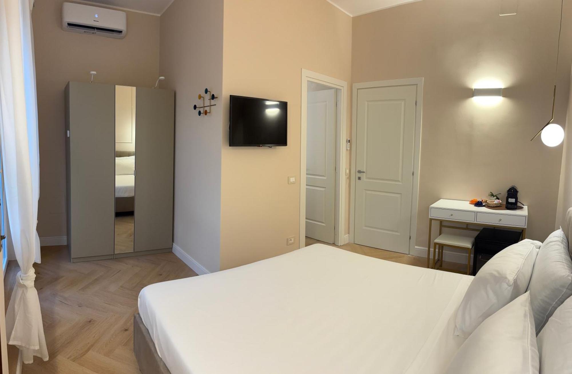Glhouse Roma Mazzini, Rome